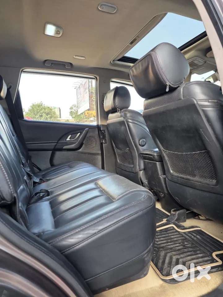 Mahindra Xuv500 At W10 Fwd, 2017, Diesel