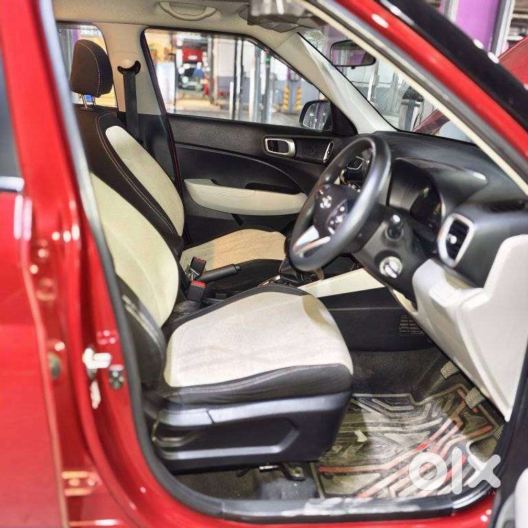 Hyundai New Venue, 2023, Petrol