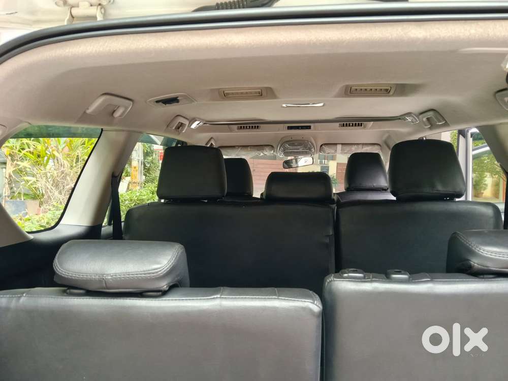 Toyota Innova Crysta [2020-ongoing] 2.4 Vx 8 Str, 2020, Diesel