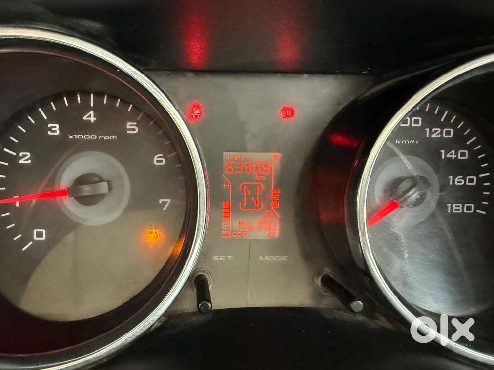 Mahindra Tuv 300 T8, 2017, Diesel