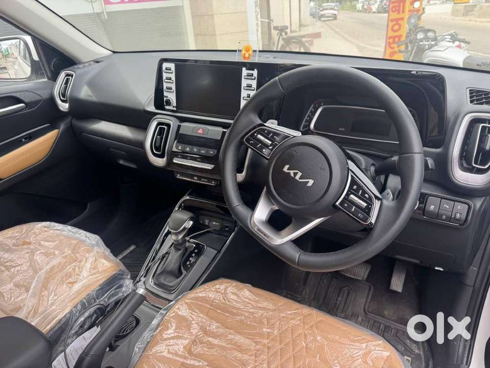 Kia Sonet G1.0t 7dct Htx 2025 Petrol 2715 Km Driven