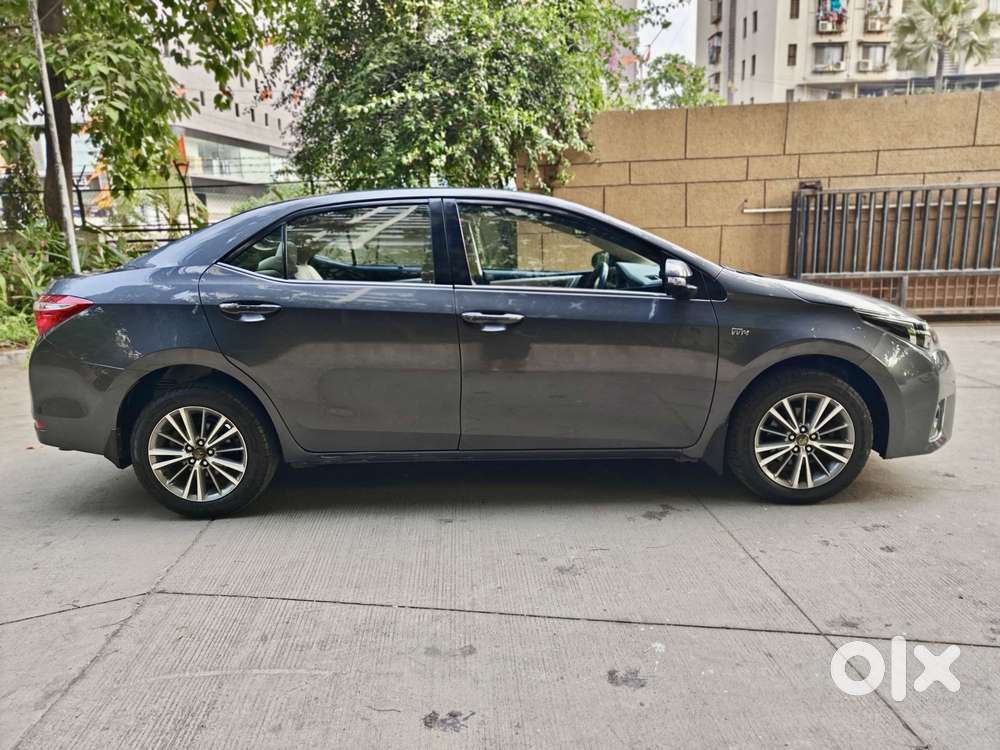 Toyota Corolla Altis 2010-2013 Gl, 2014, Petrol