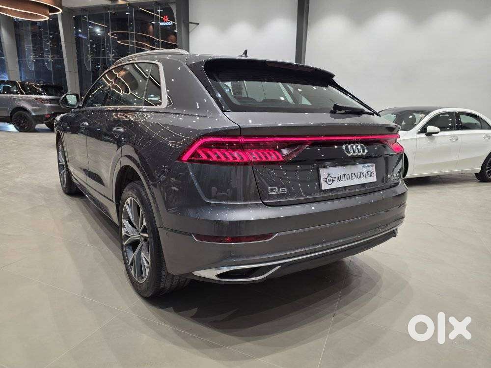 Audi Q8 Limited Edition, 2023, Petrol