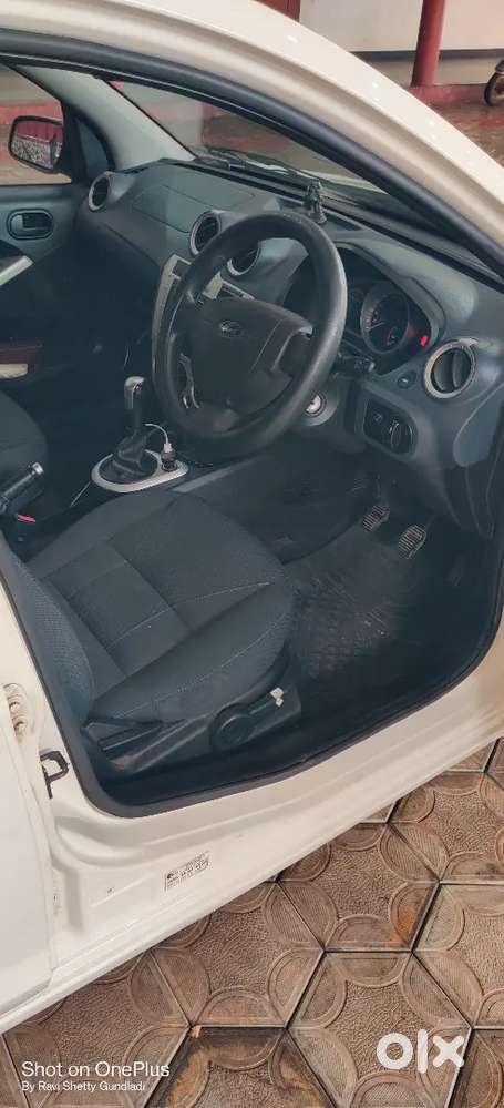 Ford Figo 2014 Diesel 102000 Km Driven