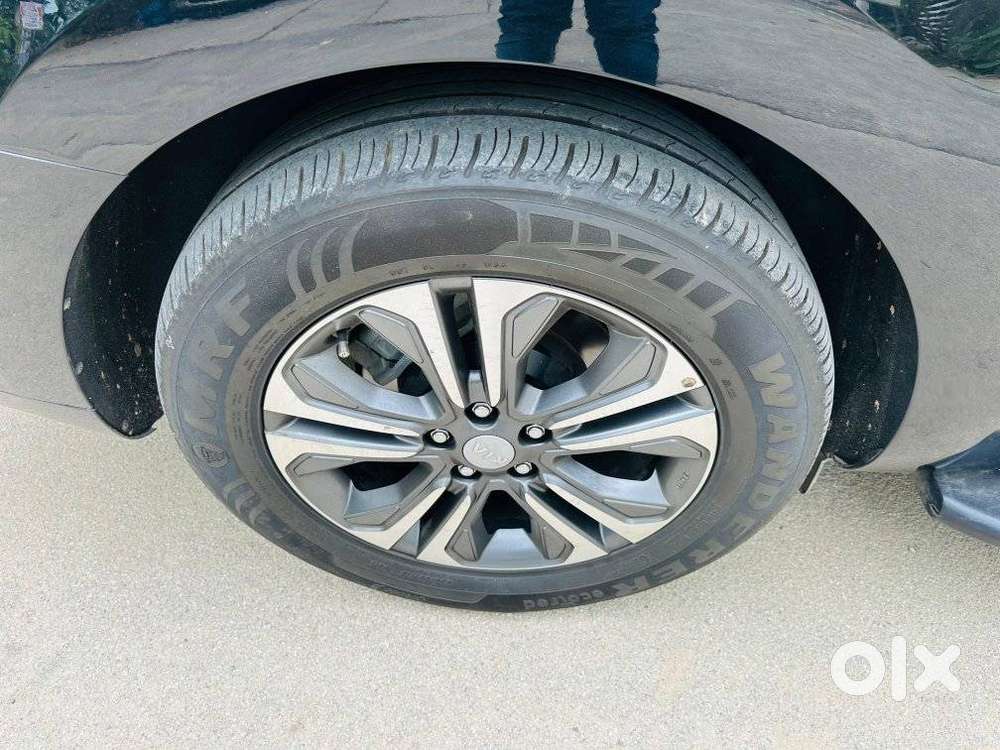 Kia Carnival Premium, 2020, Diesel