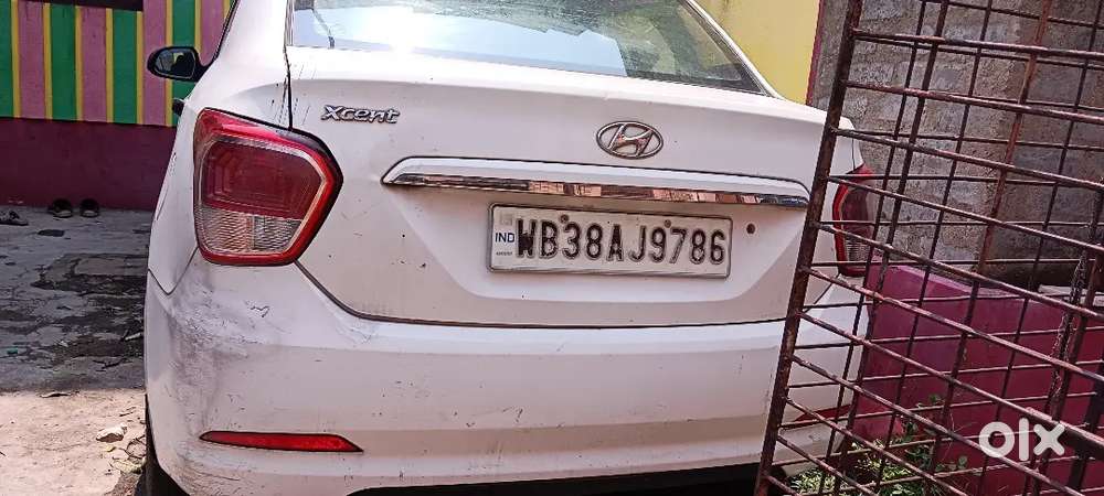 Hyundai Xcent 2016 Diesel Manual 80000 Km Driven