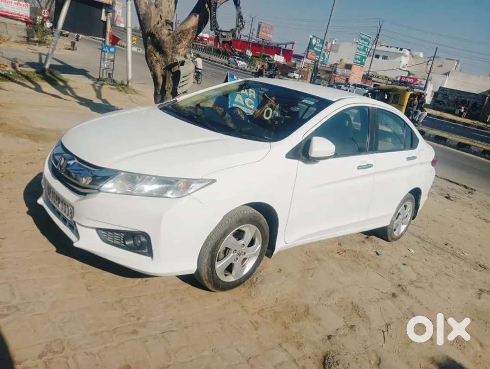 Honda City 1.5 V 2014