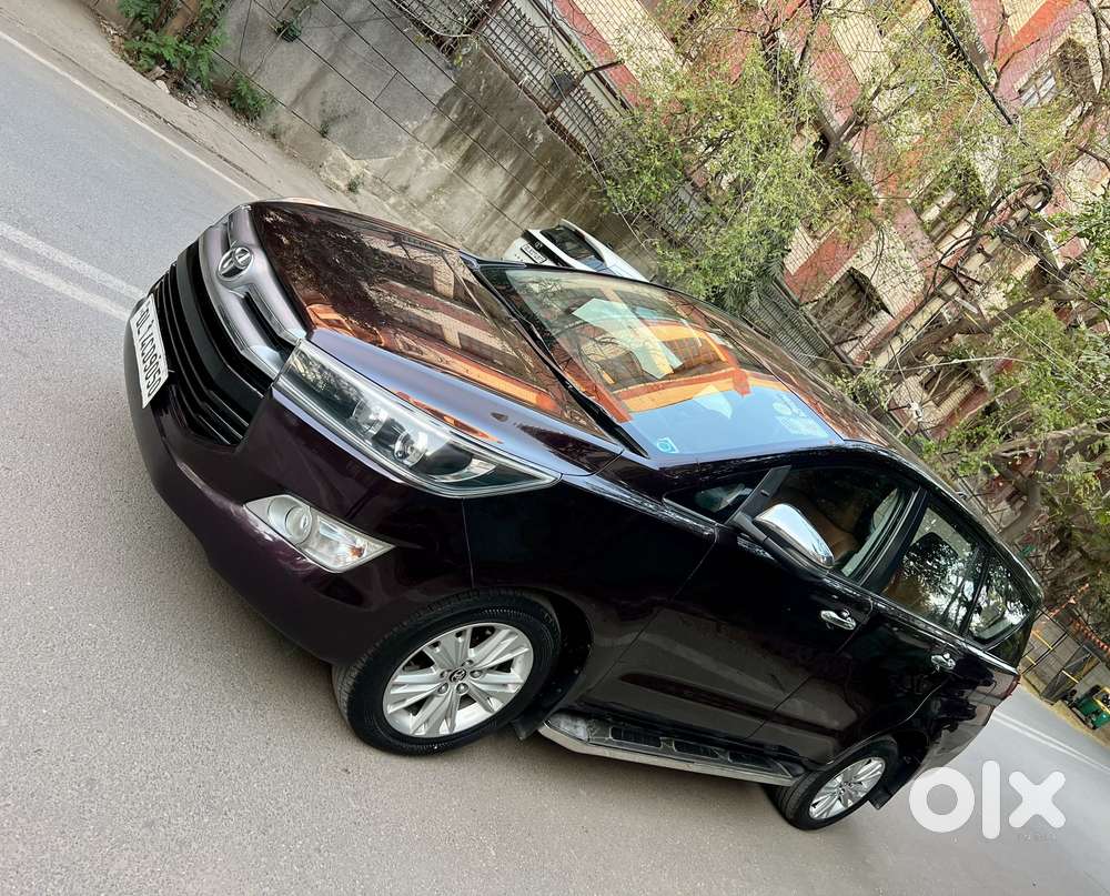 Toyota Innova Crysta