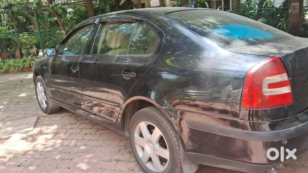 Skoda Laura Premium Hatchback