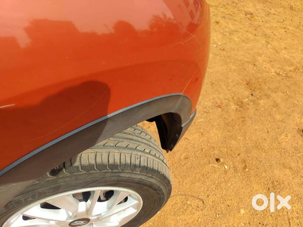 Mahindra Kuv 100 2015 Diesel 90000 Km Driven
