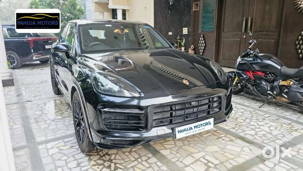 Porsche Cayenne, 2023, Petrol