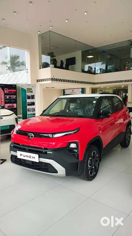 Tata Punch Revotron Accomplished 2026