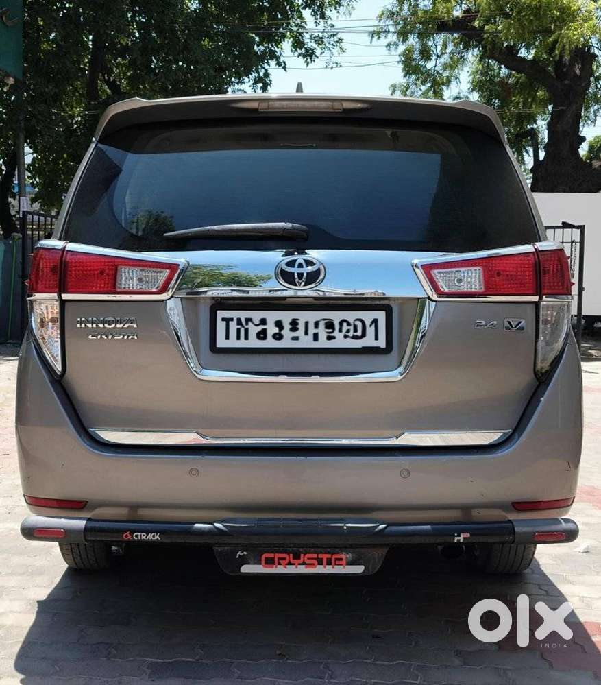Toyota Innova Crysta 2.4 V 8 Str, 2018, Diesel