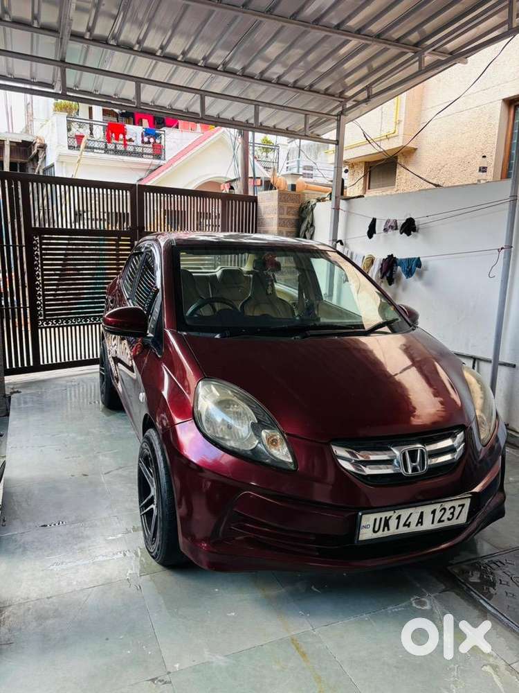Honda Amaze 2015 Diesel Well Maintained