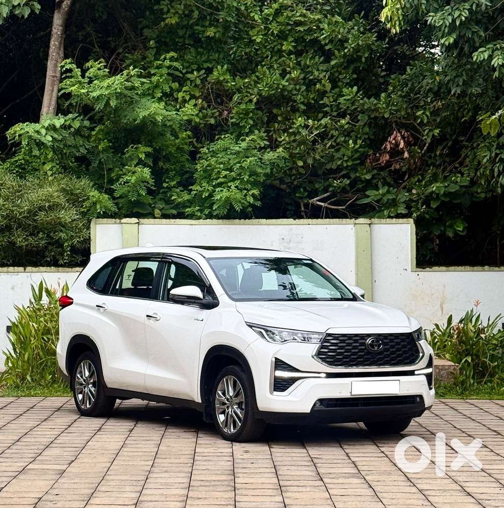 Toyota Innova Hycross Zx(o), 2023, Petrol