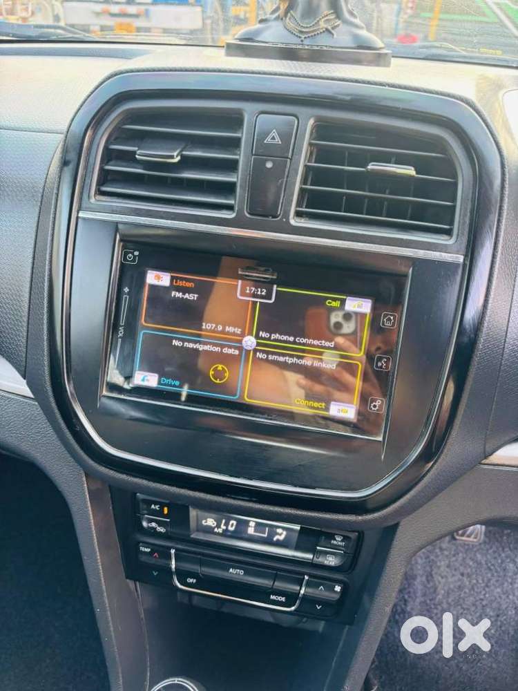 Maruti Suzuki Brezza Zdi+ Dual Tone, 2017, Diesel