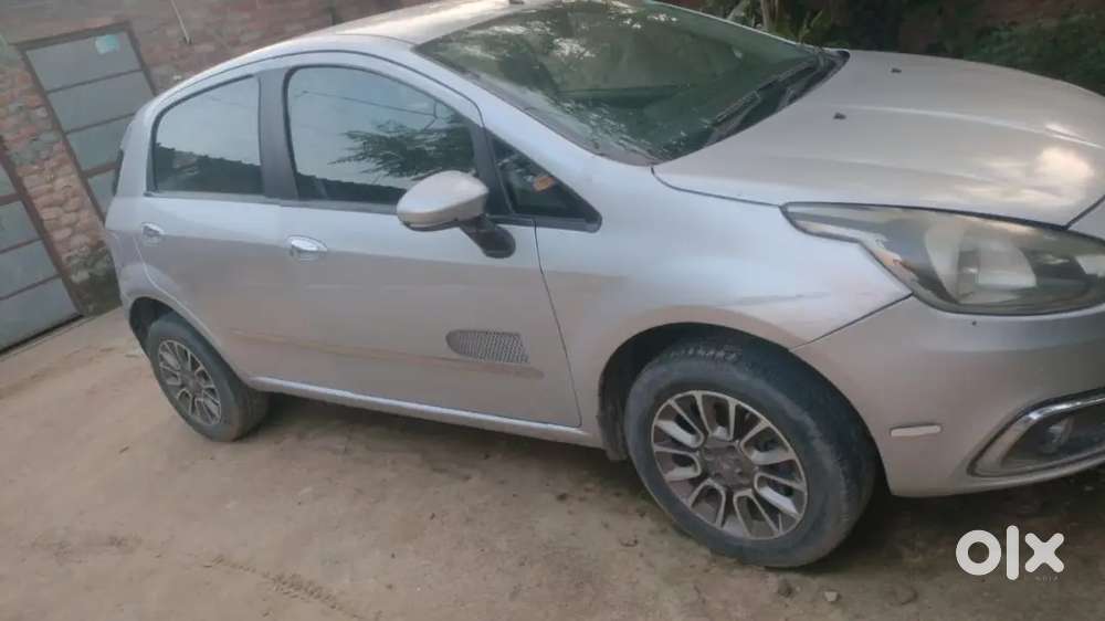 Fiat Grand Punto 2014 Diesel 136000 Km Driven