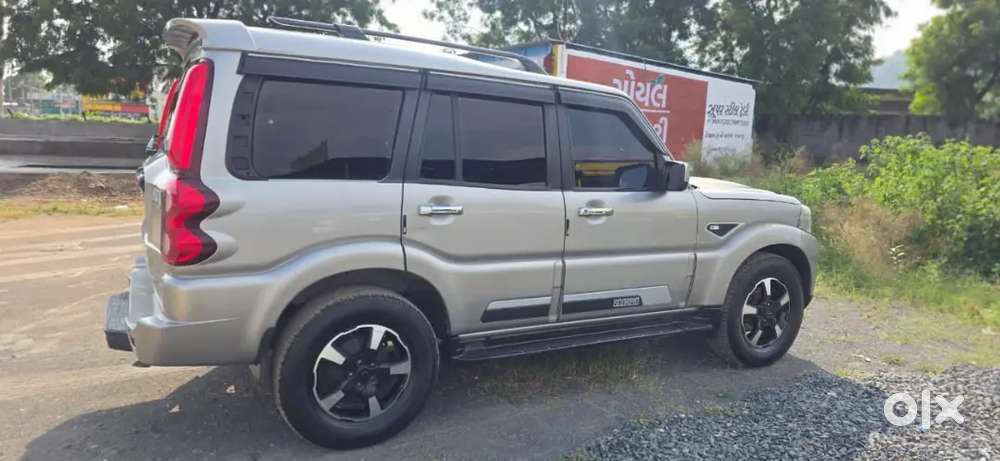 Mahindra Scorpio S10 To S11 Classic Convart 2015 Diesel