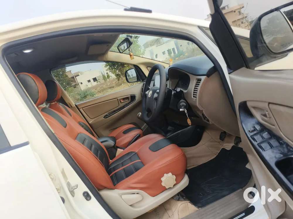 Toyota Innova 2015 Diesel 165784 Km Driven