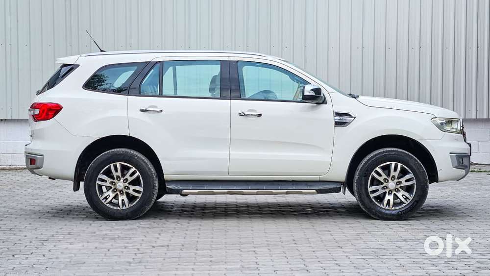 Ford Endeavour 3.2 Titanium At 4x4, 2016, Diesel