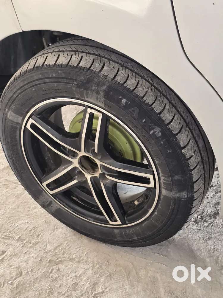 Maruti Suzuki Celerio Zxi With Alloy Wheels