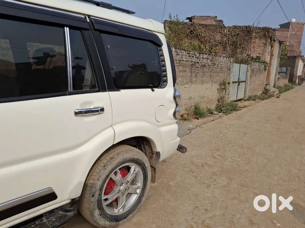 Mahindra Scorpio 2017 Diesel 87000 Km Driven