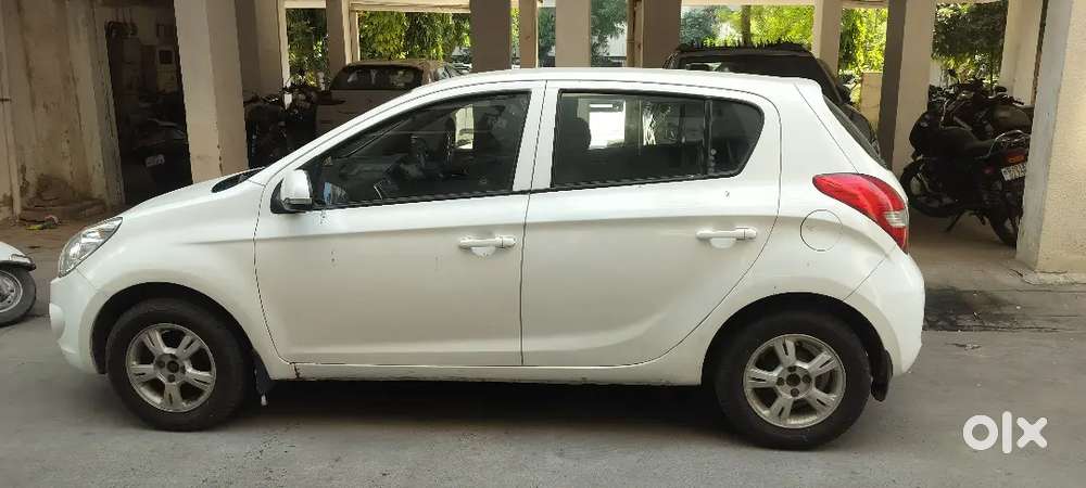 Hyundai I20 Asta 2011