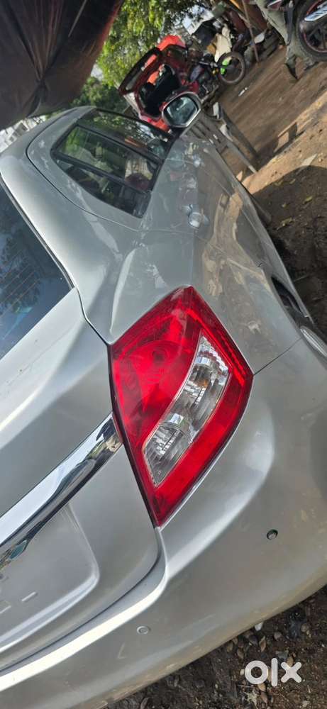 Maruti Suzuki Swift Dzire 2015 Diesel Well Maintained