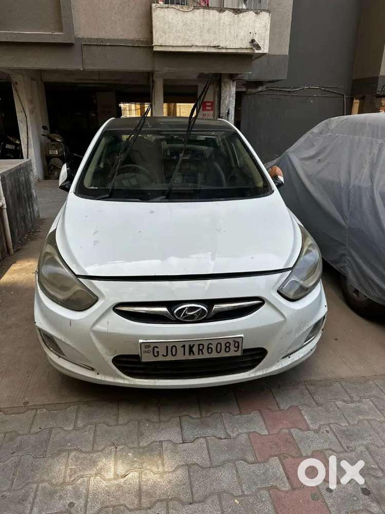 Hyundai Verna 2012 Diesel 105000 Km Driven