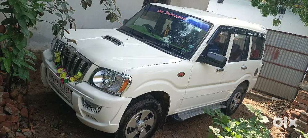 Mahindra Scorpio Classic 2013 Diesel 200000 Km Driven
