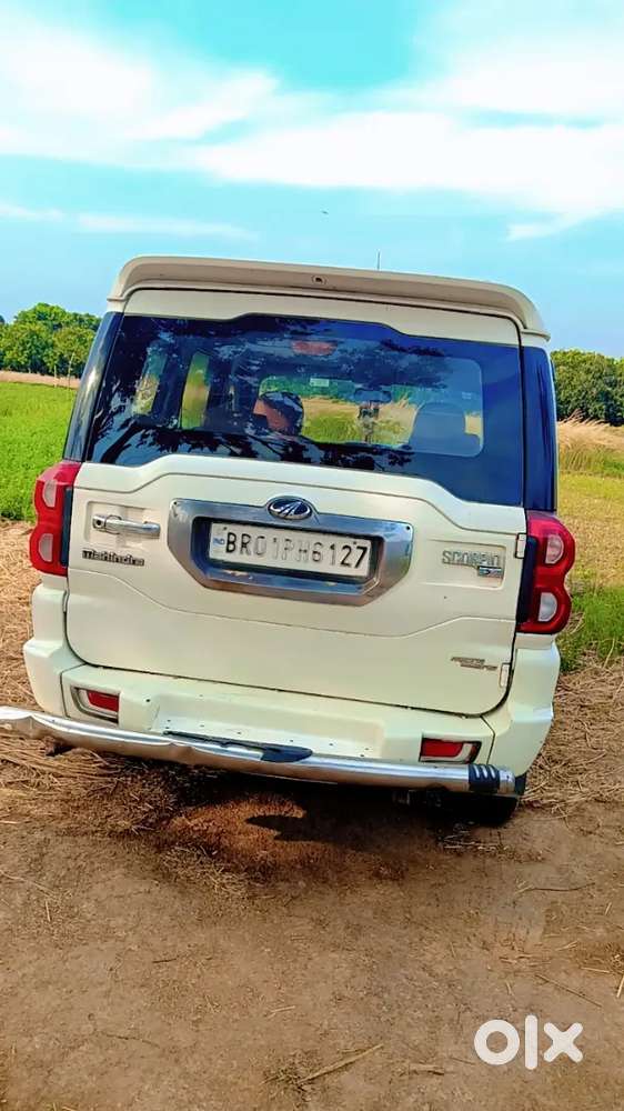 Mahindra Scorpio 2017 Diesel 80000 Km Driven