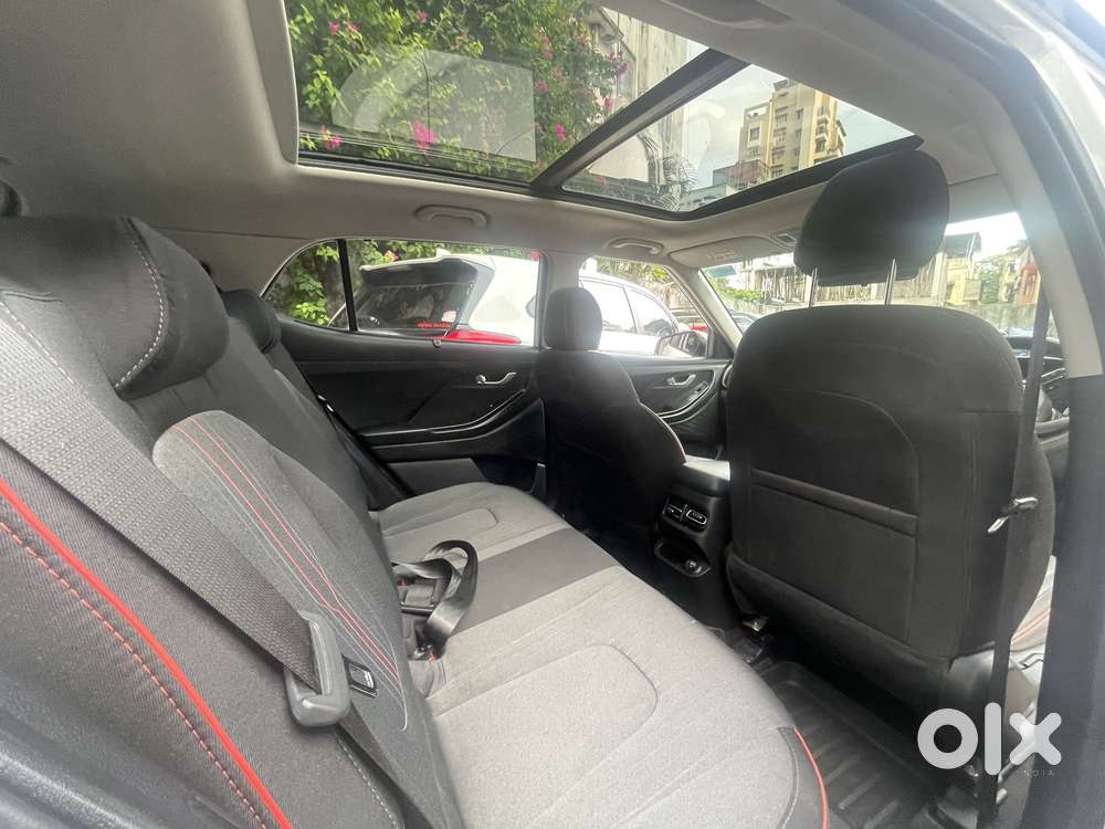Hyundai Creta 1.5 S Plus Knight Petrol Dual Tone, 2022, Petrol