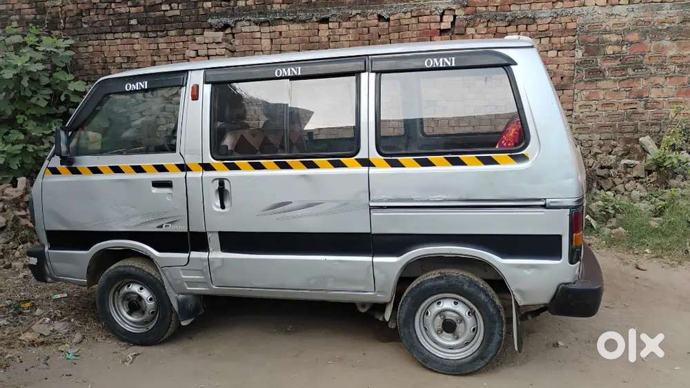 Maruti Suzuki Omni 2011