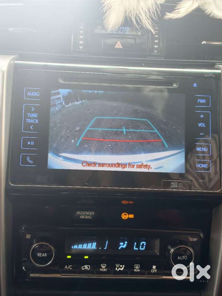 Toyota Fortuner 4x2 Manual, 2017, Diesel