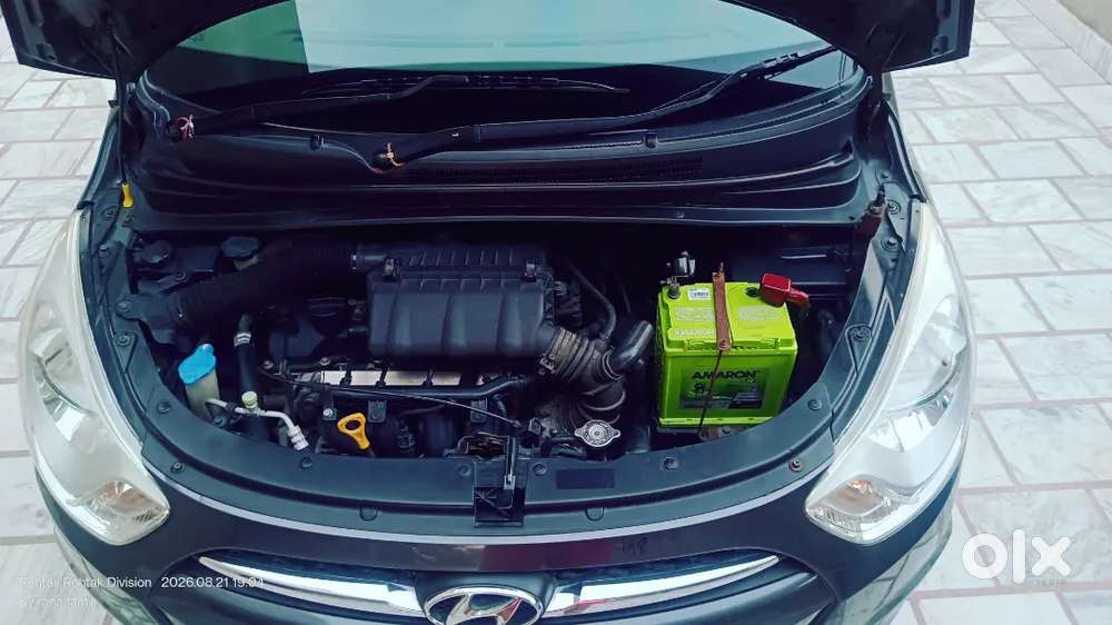 Hyundai I10 Sportz Petrol 2011 With New Tyre,new Suspension