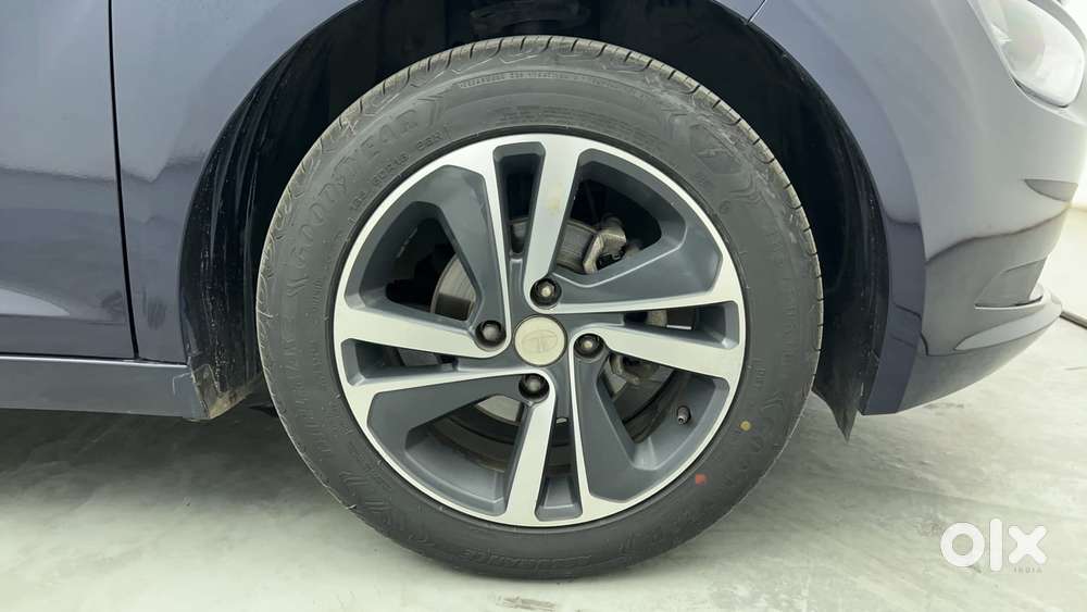 Tata Altroz Xz Plus (s) Diesel, 2023, Diesel