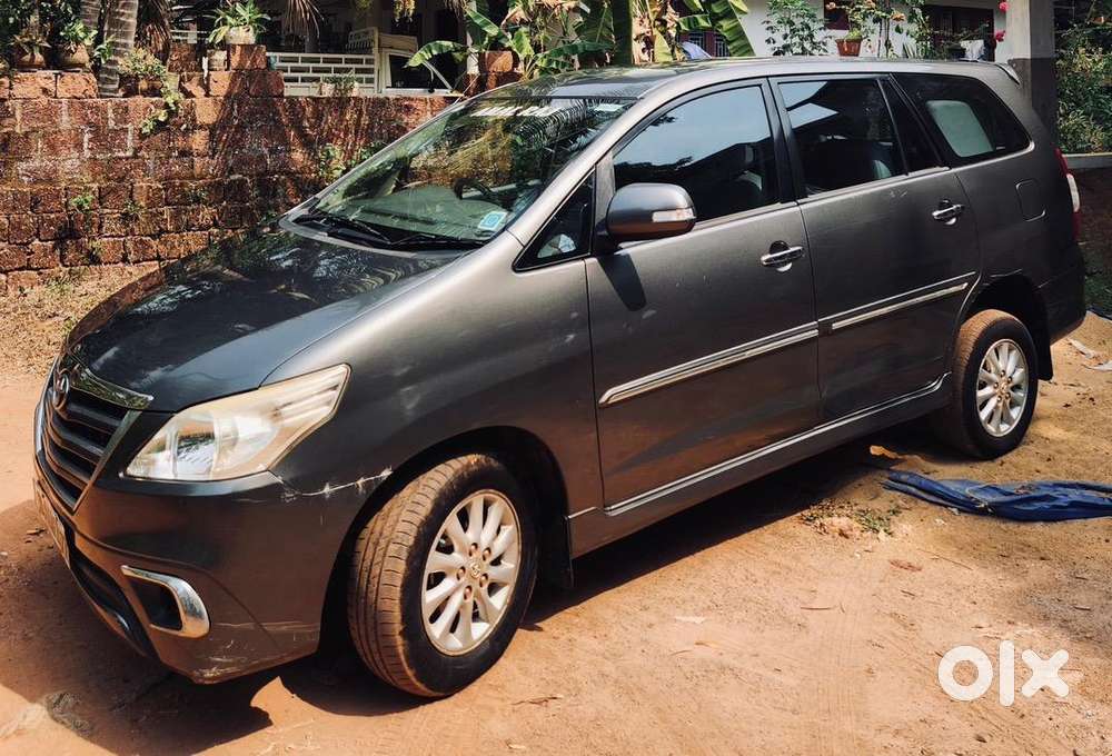Toyota Innova 2012 Diesel Well Maintained