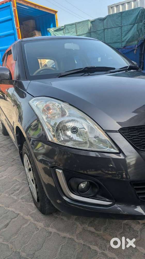Maruti Suzuki Swift Vxi Optional, 2016, Petrol