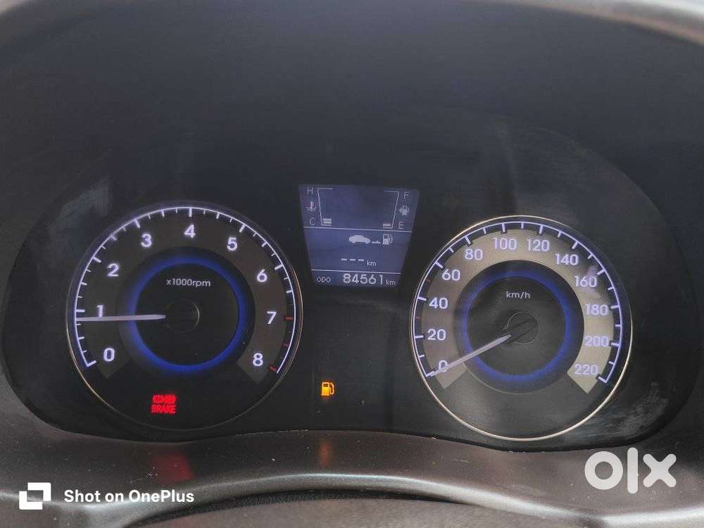 Hyundai Verna Fluidic 1.6 Vtvt Sx, 2014, Petrol