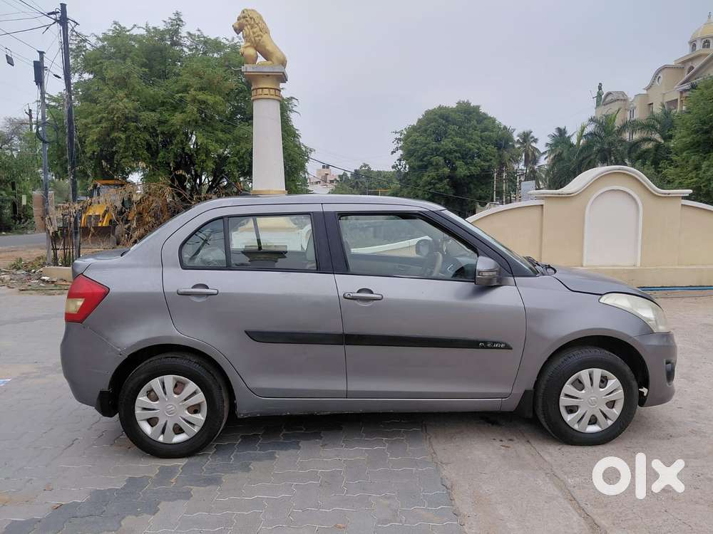 Maruti Suzuki Dzire Ags Zdi Plus, 2013, Diesel