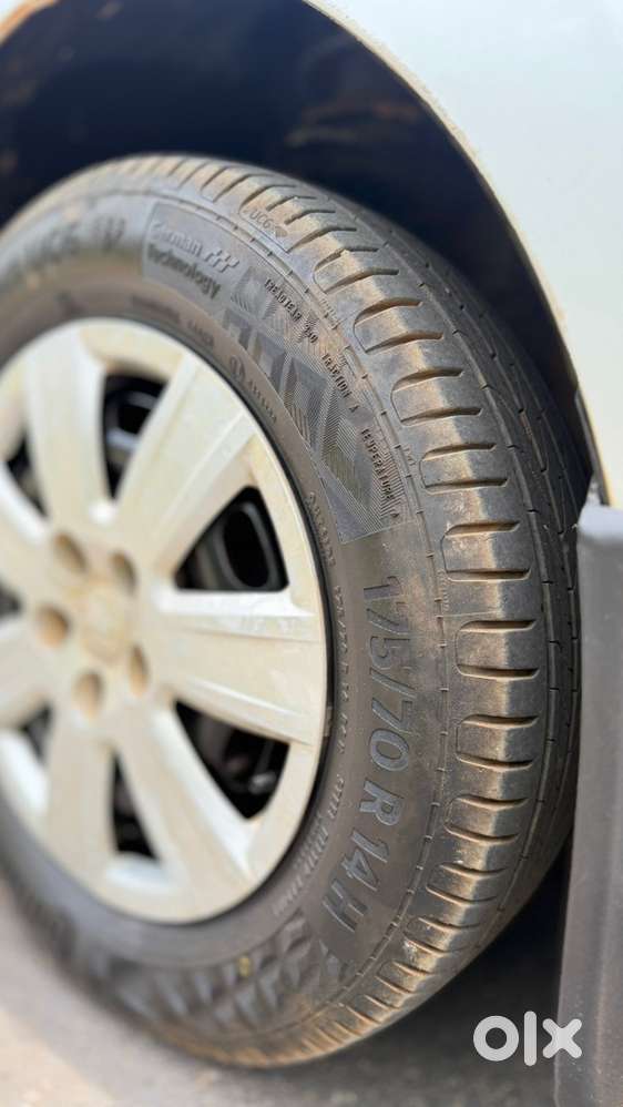 Volkswagen Ameo Petrol Manual 2017