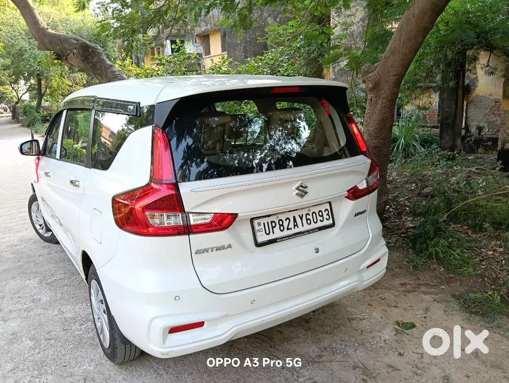 Maruti Suzuki Ertiga Lxi 2025