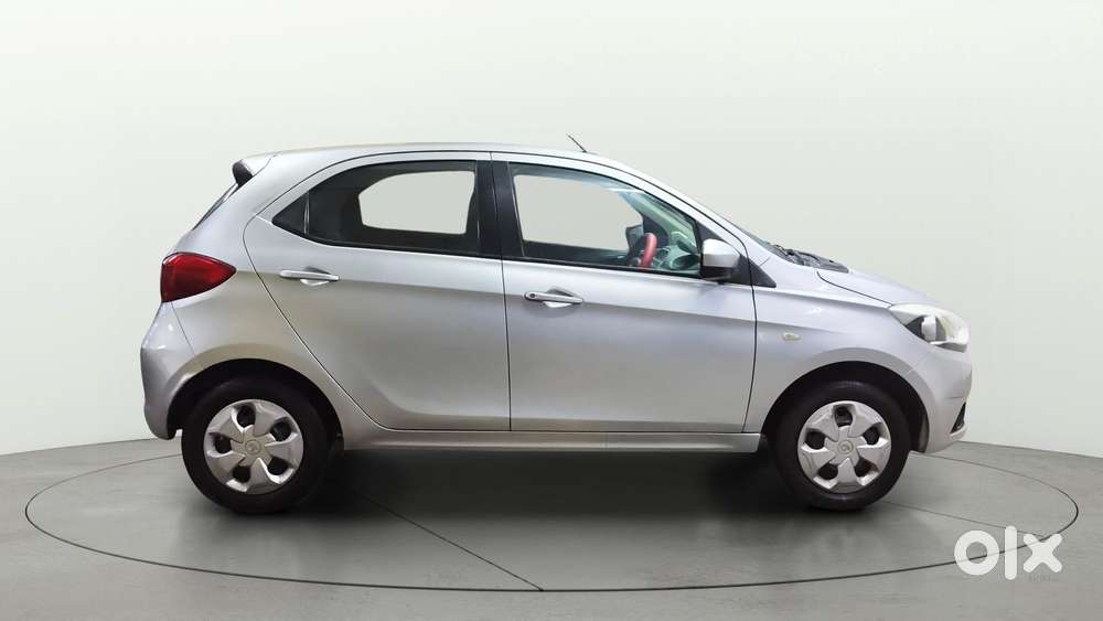 Tata Tiago 1.2 Revotron Xt, 2016, Petrol