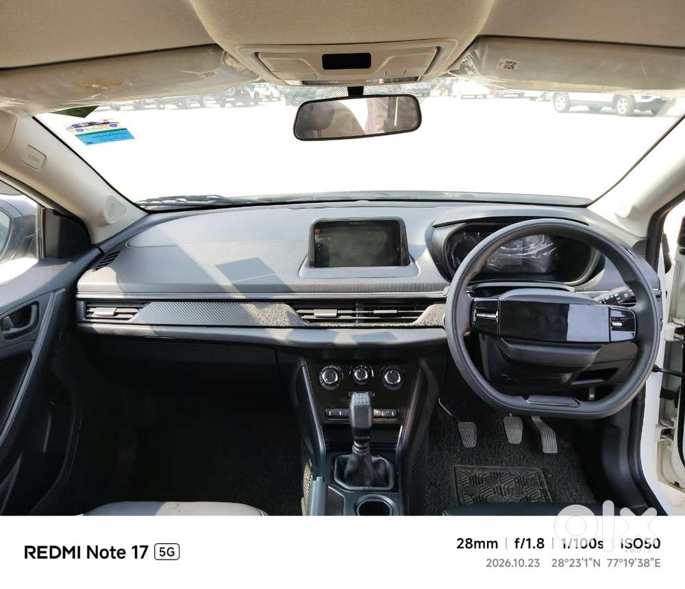 Tata Nexon Smart Plus1.2 Revotron Petrol 5 Mt, 2026, Cng & Hybrids