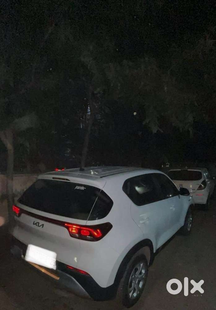 Kia Sonet 2023 Petrol 8000 Km Driven