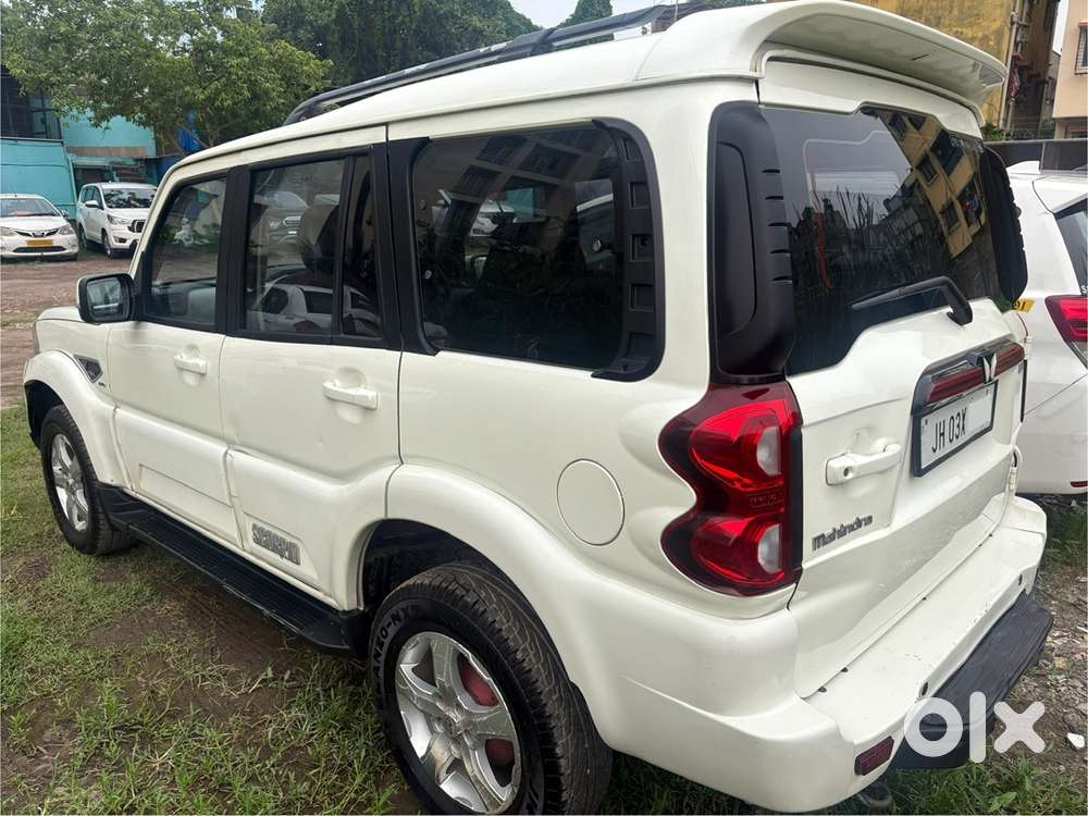 Mahindra Scorpio S9 Diesel 2019