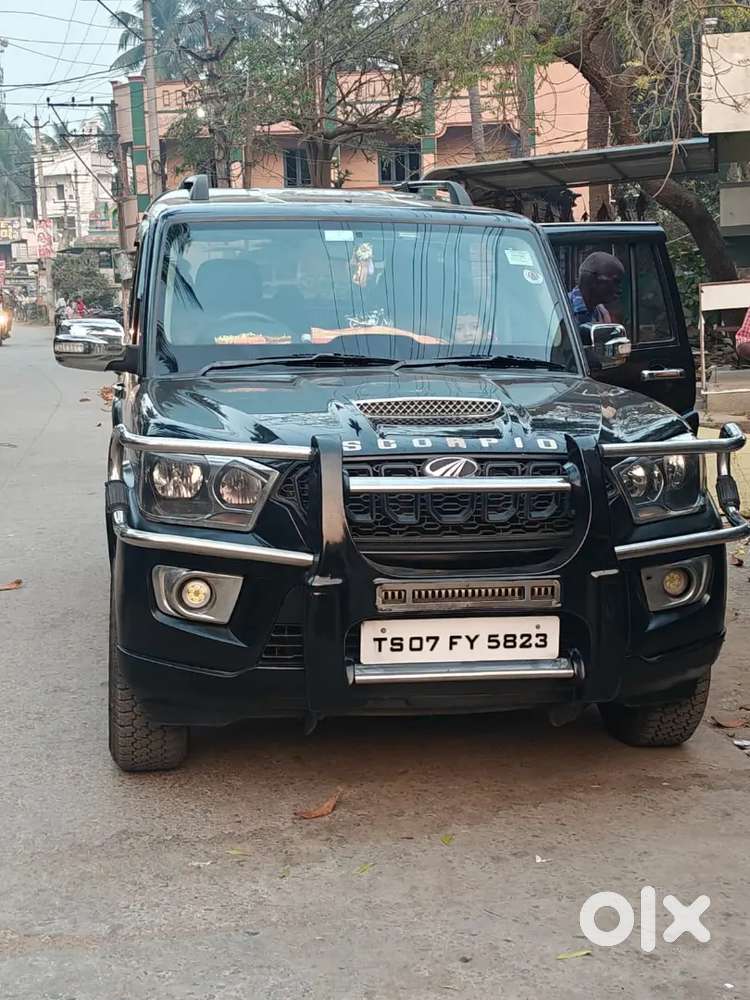 Mahindra Scorpio 2018 Diesel 80000 Km Driven