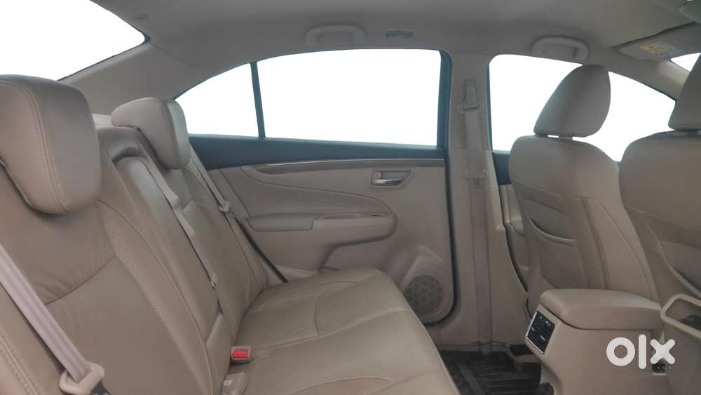 Maruti Suzuki Ciaz 1.5 Alpha Shvs Petrol, 2018, Petrol