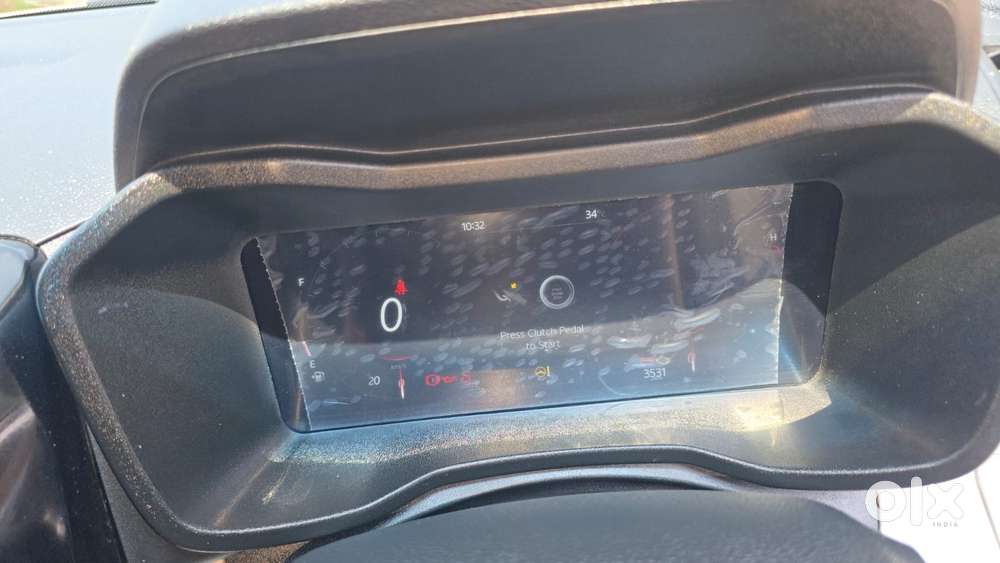 Mahindra Xuv 3xo Ax5 Ds Mt, 2025, Diesel