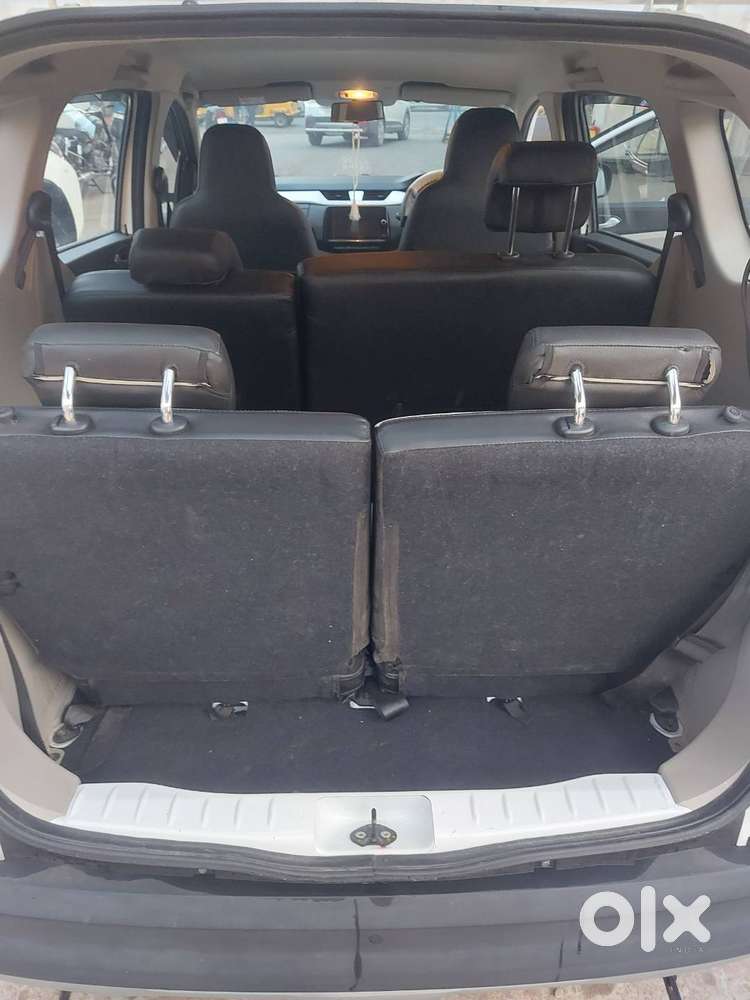 Renault Triber 2023 Petrol 6000 Km Driven